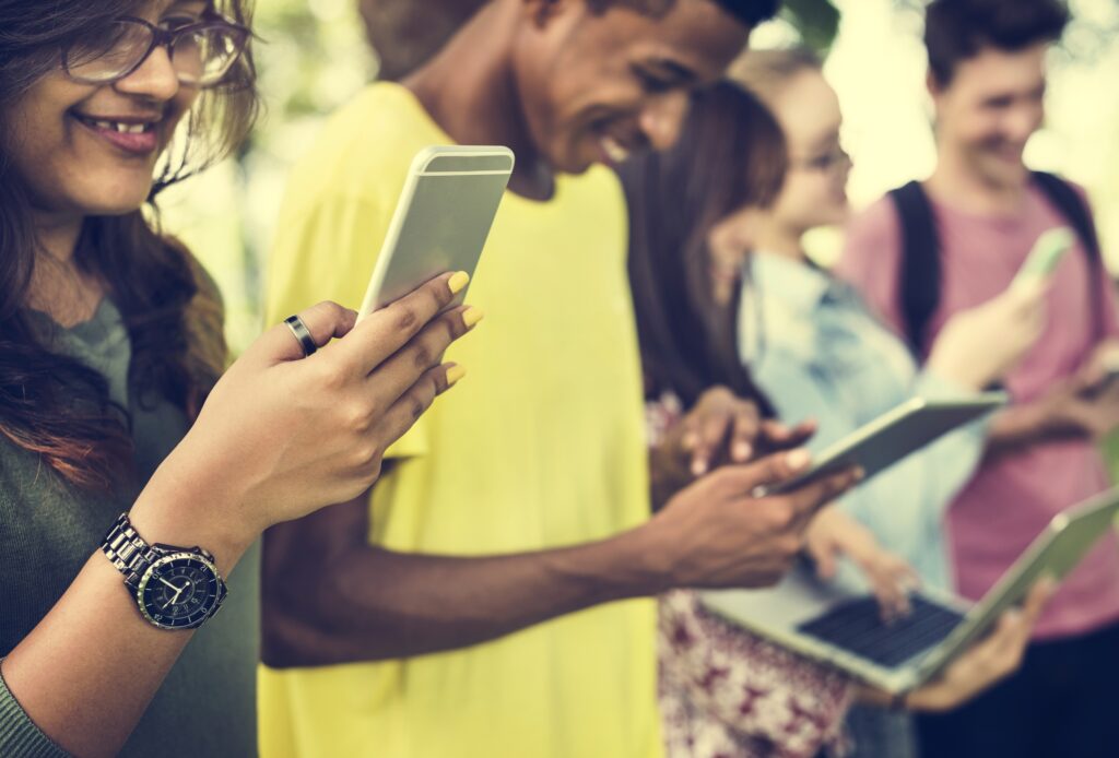 What Does HYU Mean In Texting? (Also HMU & HRU)